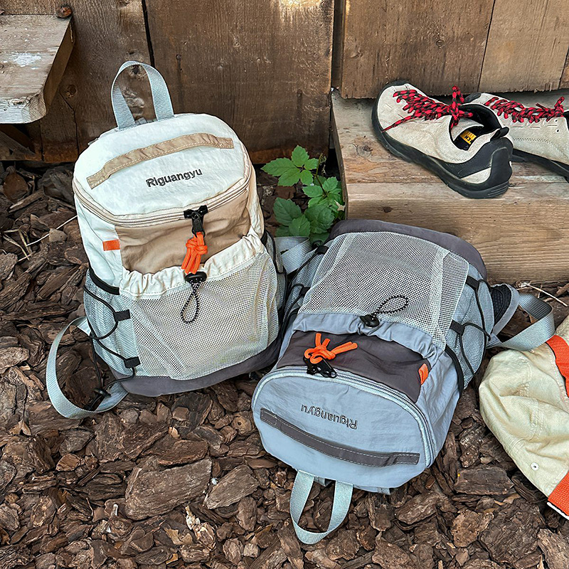 Kids Outdoor Backpack - アウトドアスポーツハイキングバッグ大容量キッズバックパック男の子用レジャー学生バックパック軽量旅行バックパックスクールバッグ