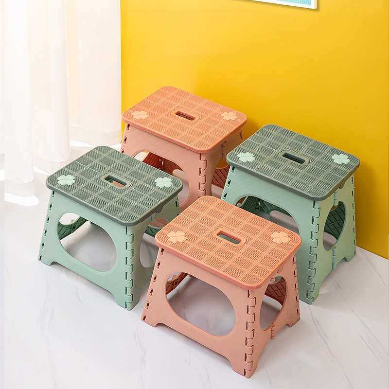 Kids Outdoor Bench - 靴を履き替えるためのポータブル小型ベンチ、大人と子供のための家庭用パッド入り屋外マザールプラスチック折りたたみスツール