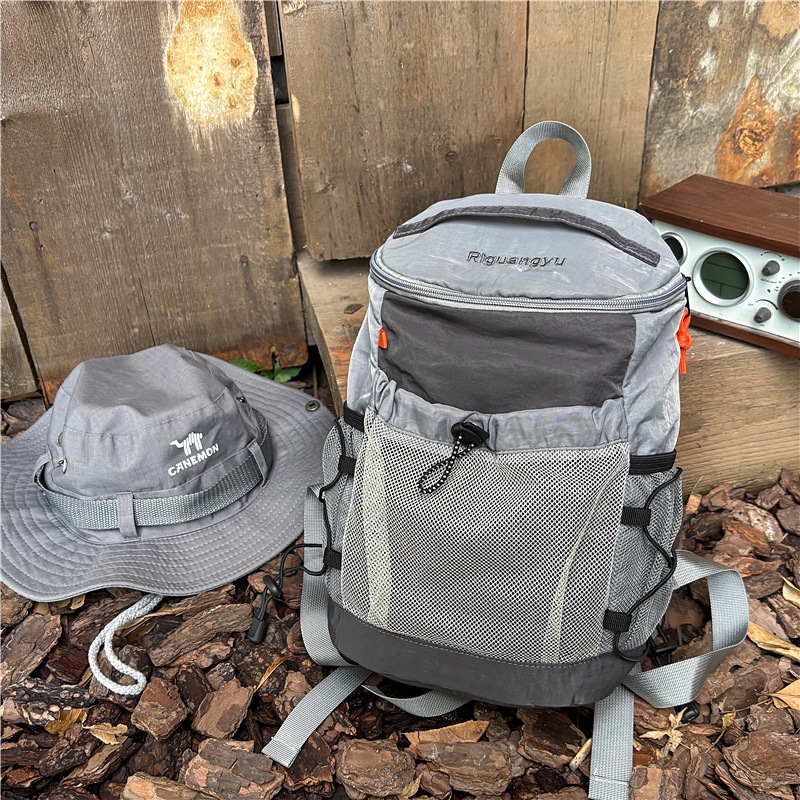 アウトドアスポーツハイキングバッグ大容量キッズバックパック男 - Kids Outdoor Backpack のレビューと価格